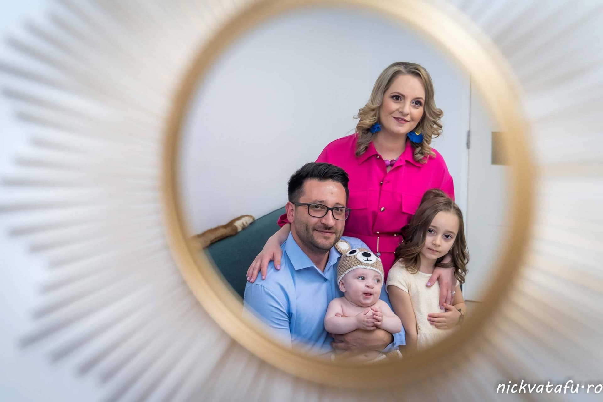 fotograf portret sedinta foto botez nou nascut familie