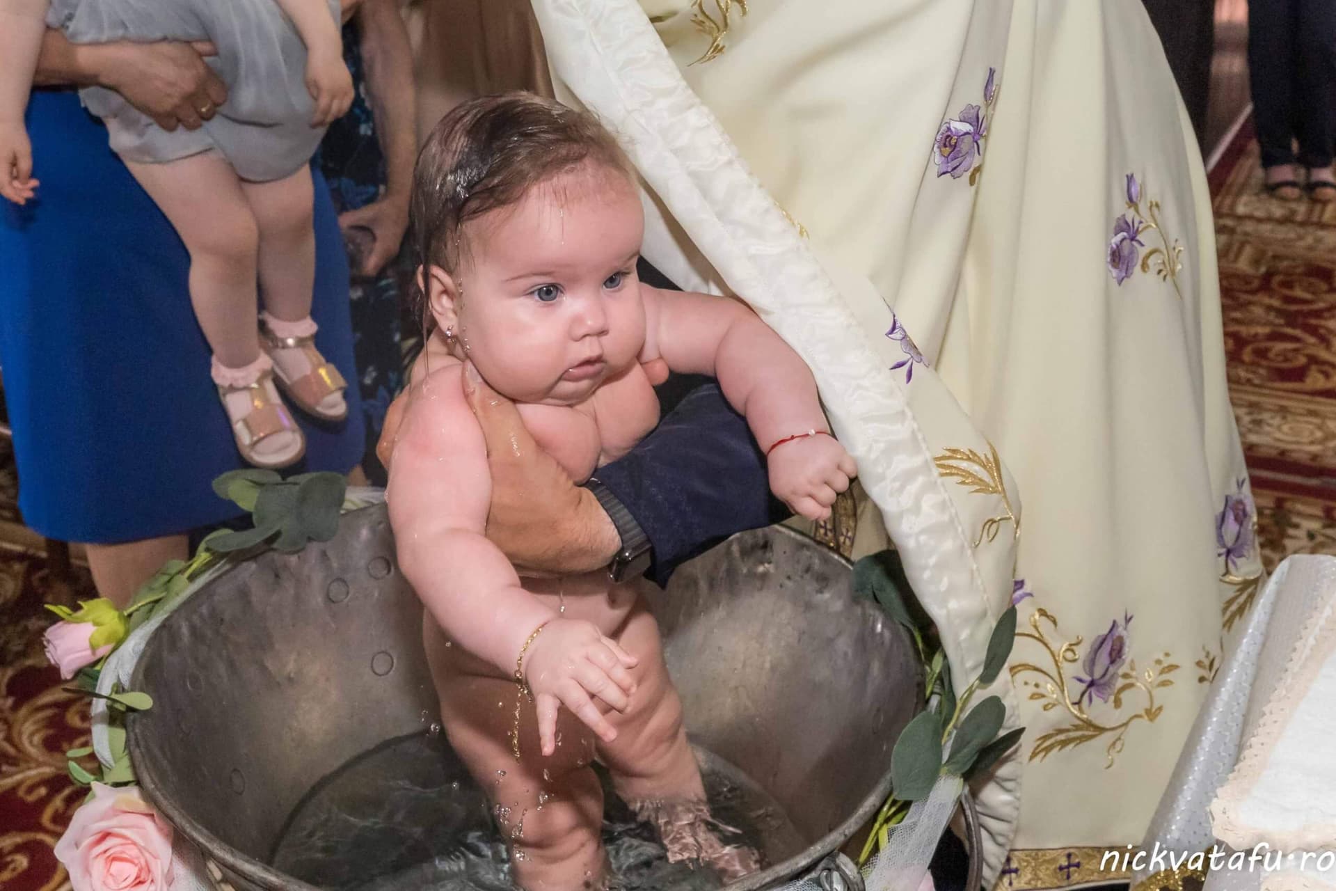 fotograf portret sedinta foto botez nou nascut