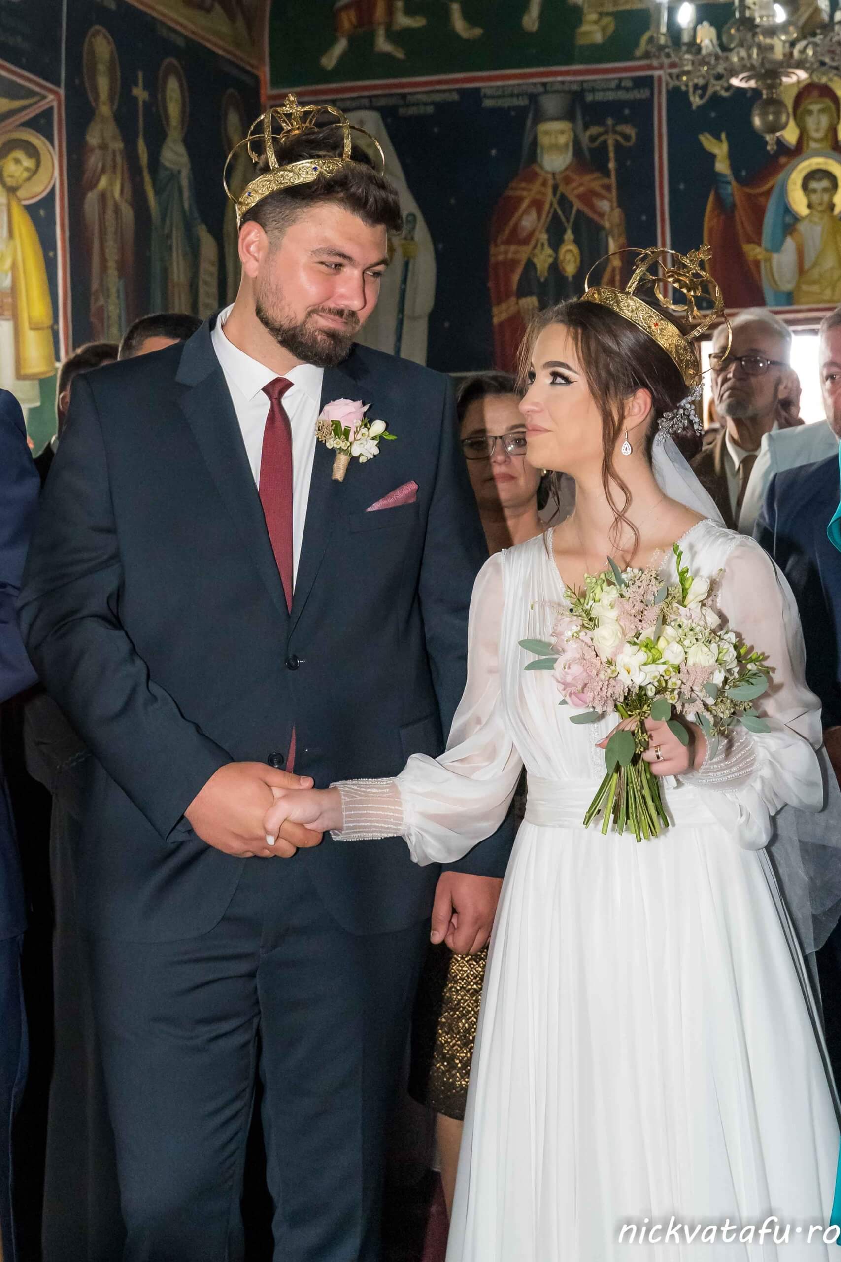 fotograf nunta sedinta foto miri biserica cununia religioasa