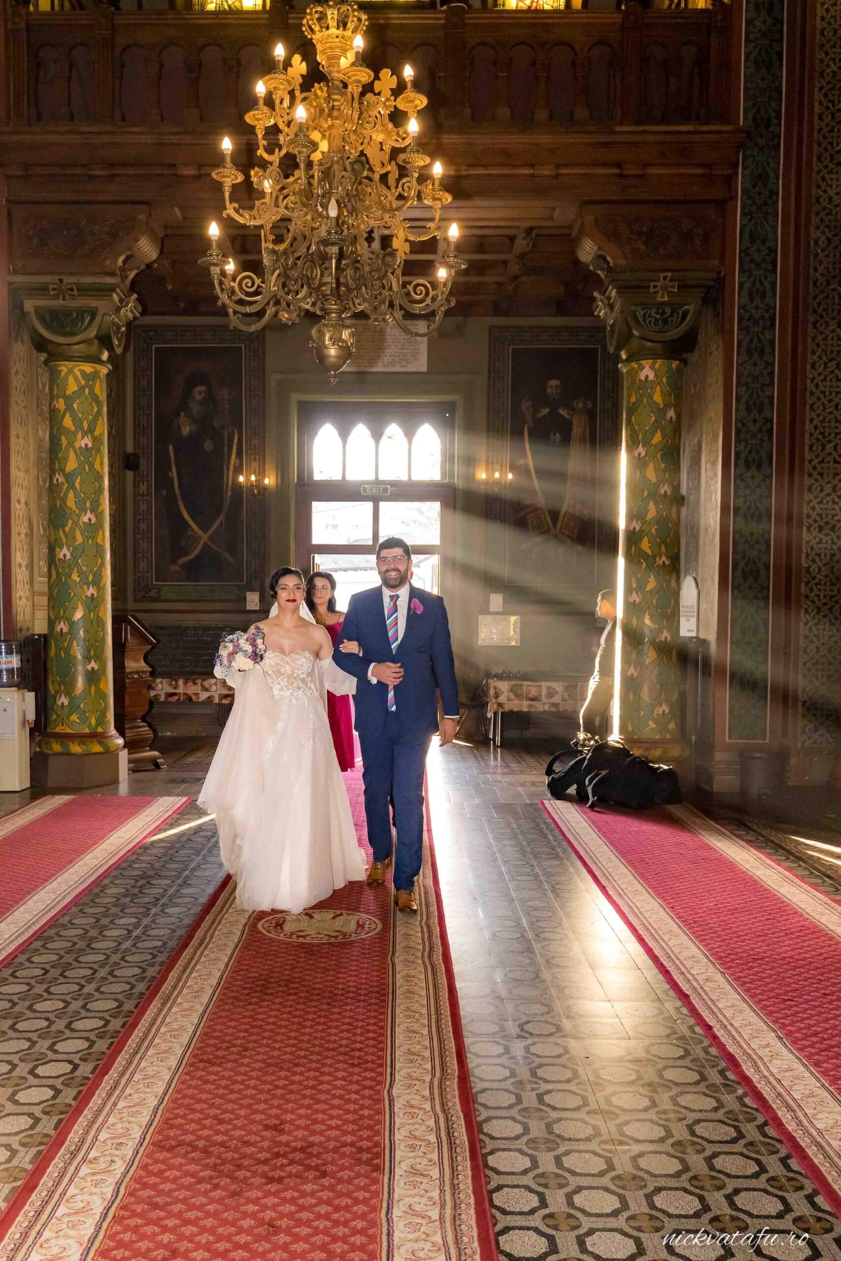 fotograf nunta sedinta foto miri biserica