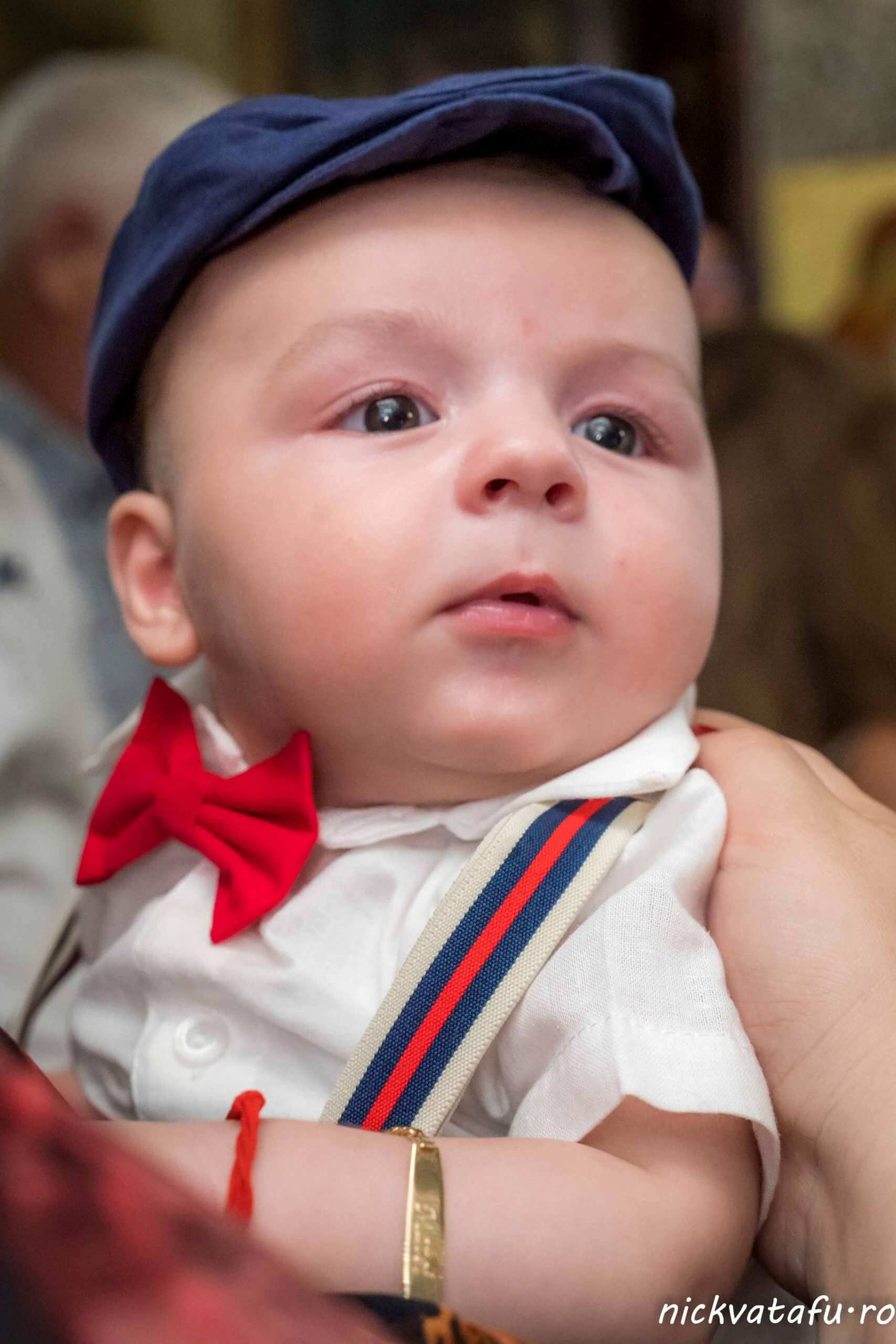 fotograf botez portret bebelus nou nascut