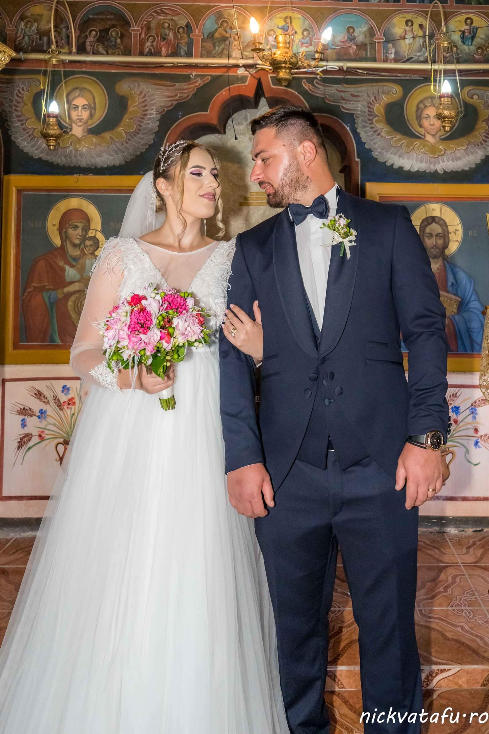 fotograf nunta portret miri sedinta foto mire mireasa biserica