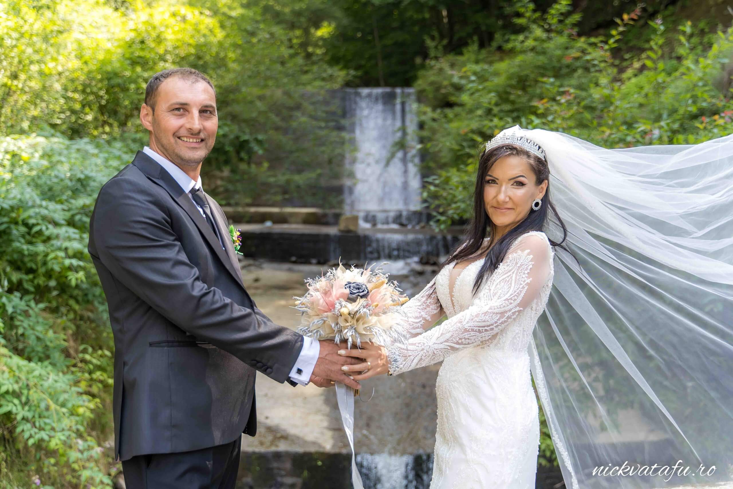 sedinta foto after wedding in natura vidraru cascada